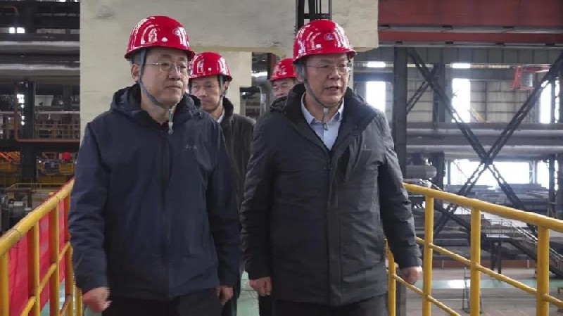 省工信廳領(lǐng)導(dǎo)蒞臨濟源調(diào)研工業(yè)經(jīng)濟運行情況